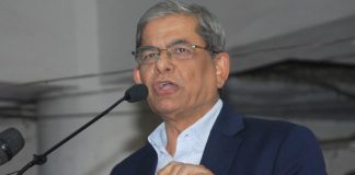 গোটা জাতিকে ঐক্যবদ্ধ করে এই স্বৈরাচারের বিরুদ্ধে নেমে পড়ার সময় হয়েছে: মির্জা ফখরুল
