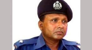ওসি মোয়াজ্জেম হোসেনের দেশত্যাগে নিষেধাজ্ঞা জারি; বেনাপোলে সতর্কতা