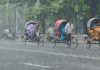 রাত থেকে ঝুম ঝুম বৃষ্টি, থাকতে পারে আজ সারাদিন