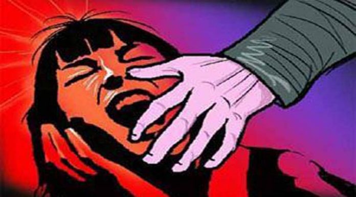 টেইলার্সে জামা নিতে আসতে বলে ধর্ষণ করত টেইলার্সের মালিক শ্যামল দত্ত