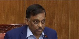 স্বরাষ্ট্রমন্ত্রীর সঙ্গে বৈঠকে বসবেন ট্রাক-কাভার্ডভ্যান মালিকরা