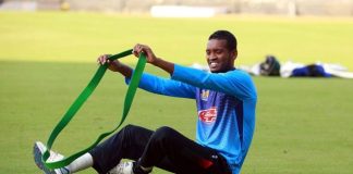 আগে কখনো গোলাপি বলে খেলিনি!