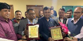 নির্বাহী প্রকৌশলীর পদোন্নতিতে শুভেচ্ছা জানালেন চসিক গাড়ী চালক নেতৃবৃন্দ