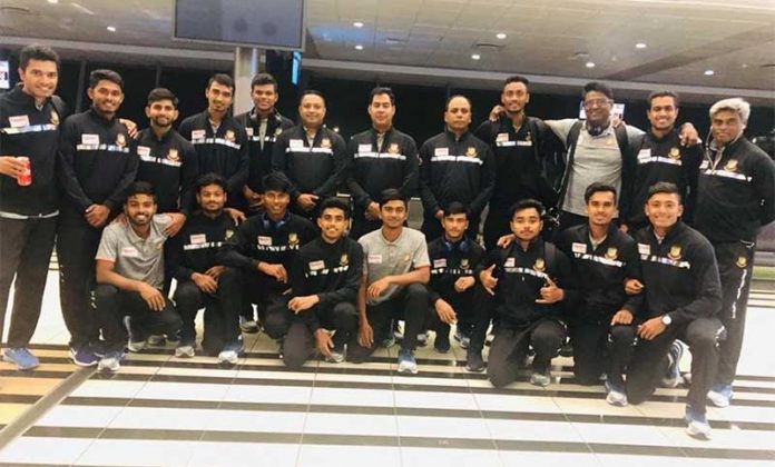 সোনালি ট্রফি নিয়ে বিশ্ব চ্যাম্পিয়নরা দেশের পথে