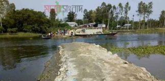 কুড়িগ্রাম-যাত্রাপুরের বিকল্প সড়ক কেটে দিয়েছে স্থানীয়রা, কর্তৃপক্ষের গাফিলতি বলছেন স্থানীয়রা