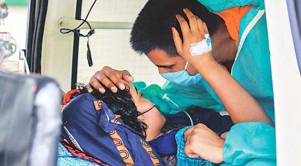 করোনাকালে ‘বেঁচে থাকুক ভালোবাসা’