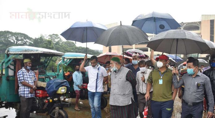 আবর্জনার গাড়ী পরিদর্শন চসিক প্রশাসকের