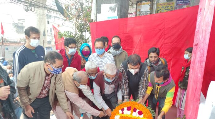 পল্টন শহীদদের স্মৃতির প্রতি ওয়ার্কার্স পার্টির শ্রদ্ধা নিবেদন