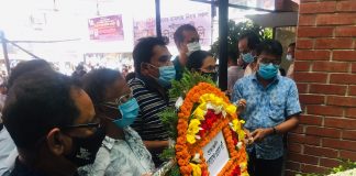 গ্রেনেড হামলায় নিহতদের স্মরণে ওয়ার্কার্স পার্টির শ্রদ্ধা